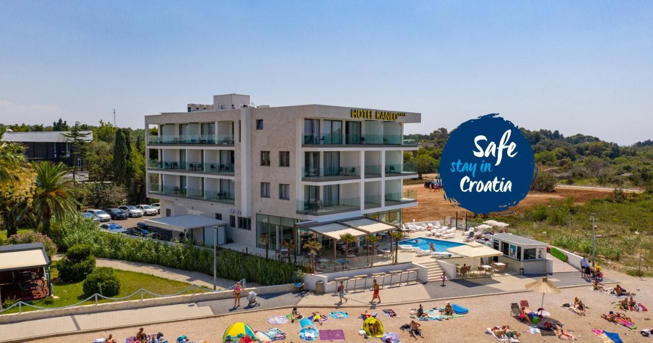 Kaneo Beach Hotel Novalja Exterior foto